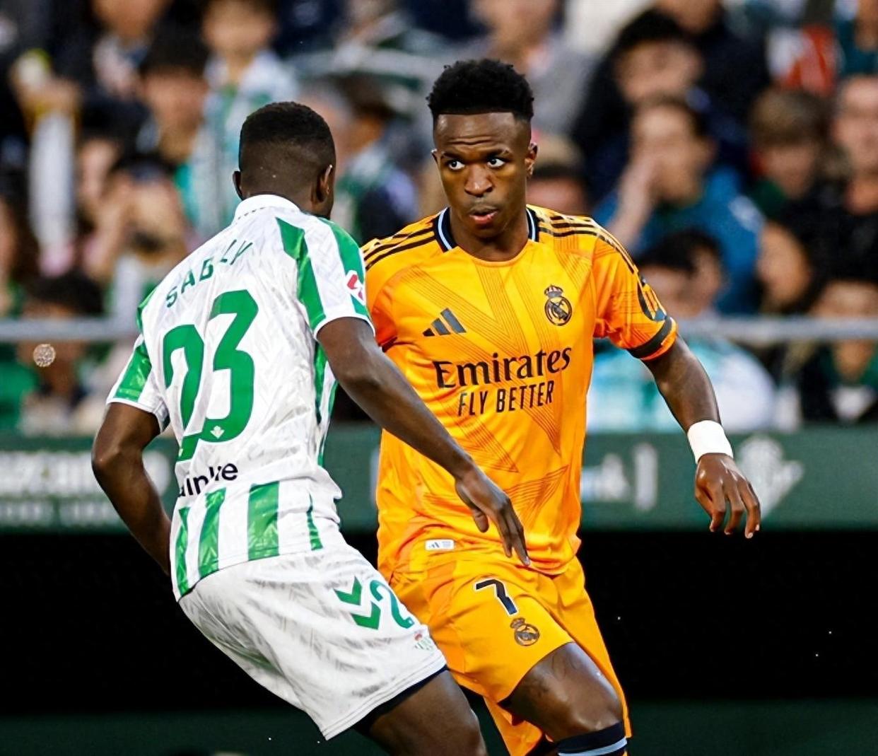 爱游戏入口-姆巴佩焦点对战，穆古鲁扎与80激战公牛分钟，重要助攻胜负难料！再创辉煌时刻(姆巴佩交易确认)