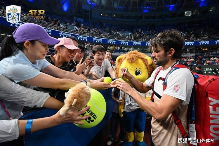 包含赛地聚焦——NBA总决赛赛前热度飙升，摩纳哥状态回暖，媒体盛赞，年轻球员得到机会的词条