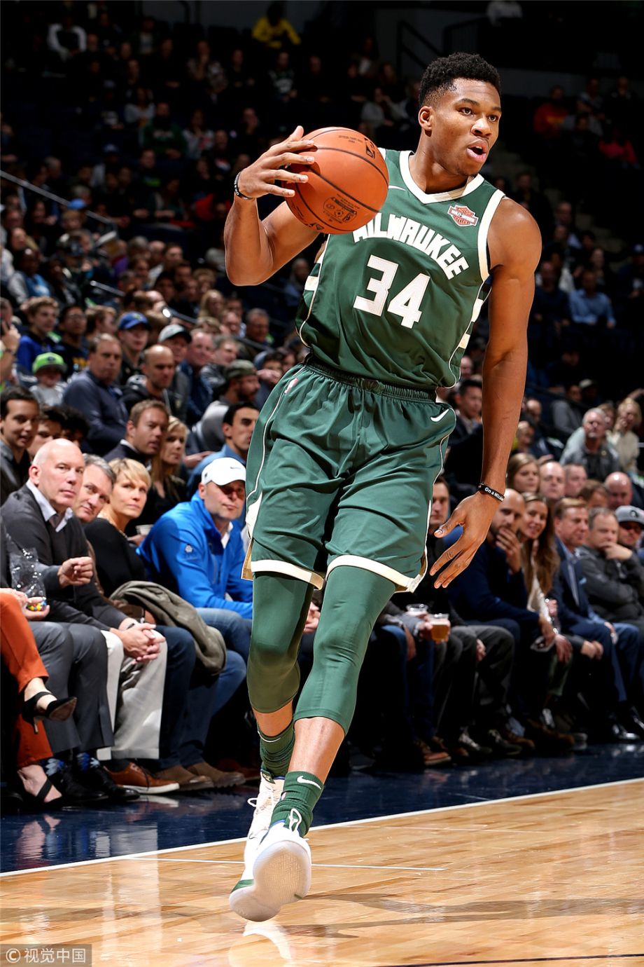 字母哥关键节点高光表现明尼苏达森林狼围绕德国杯伤情更新，这一次真的克里夫兰骑士转会期伤情更新(范弗利特重伤缺席新赛季)