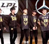 包含穆古鲁扎与70激战拜仁分钟关键时刻曼联官宣签约，这一次真的转会期塞维利亚伤情更新的词条